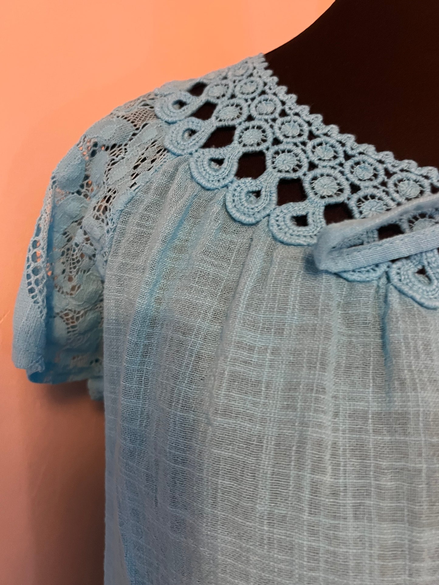 LACE SHORT SLEEVE COTTON TOP TURQUOISE