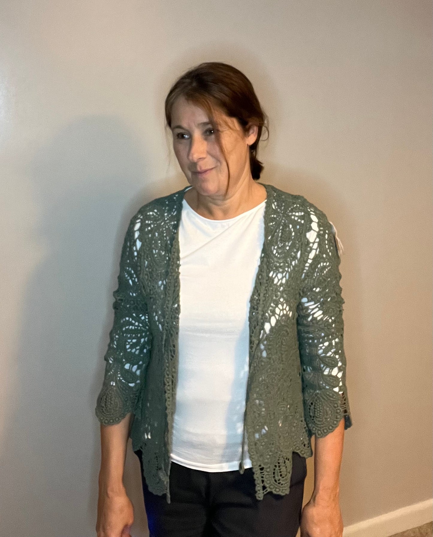 CROCHET TIE CARDI KHAKI