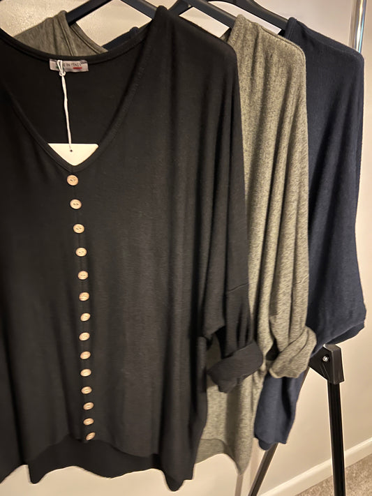 SUPER SOFT BUTTON DETAIL TOP