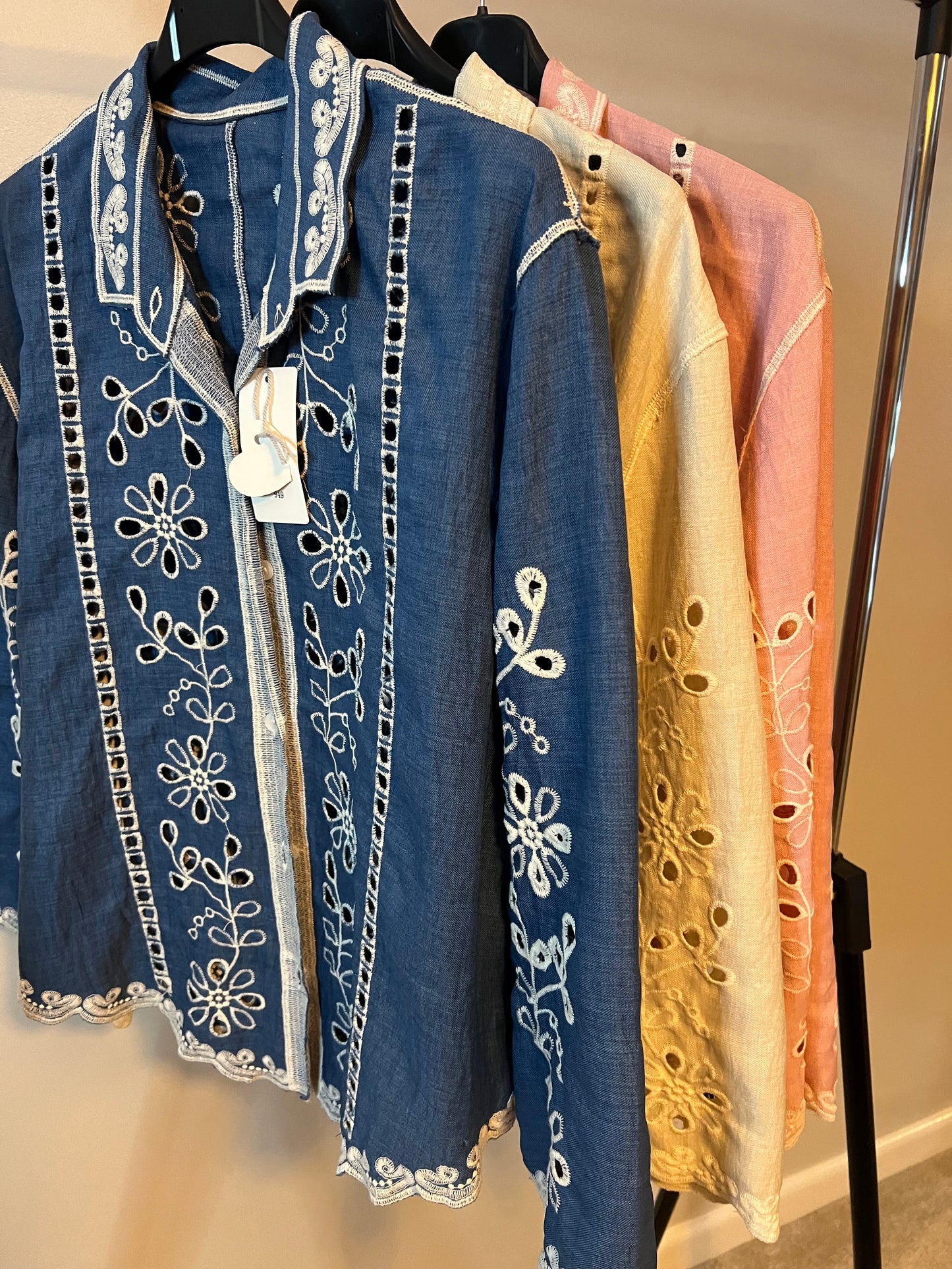 FLORAL SHACKET DENIM