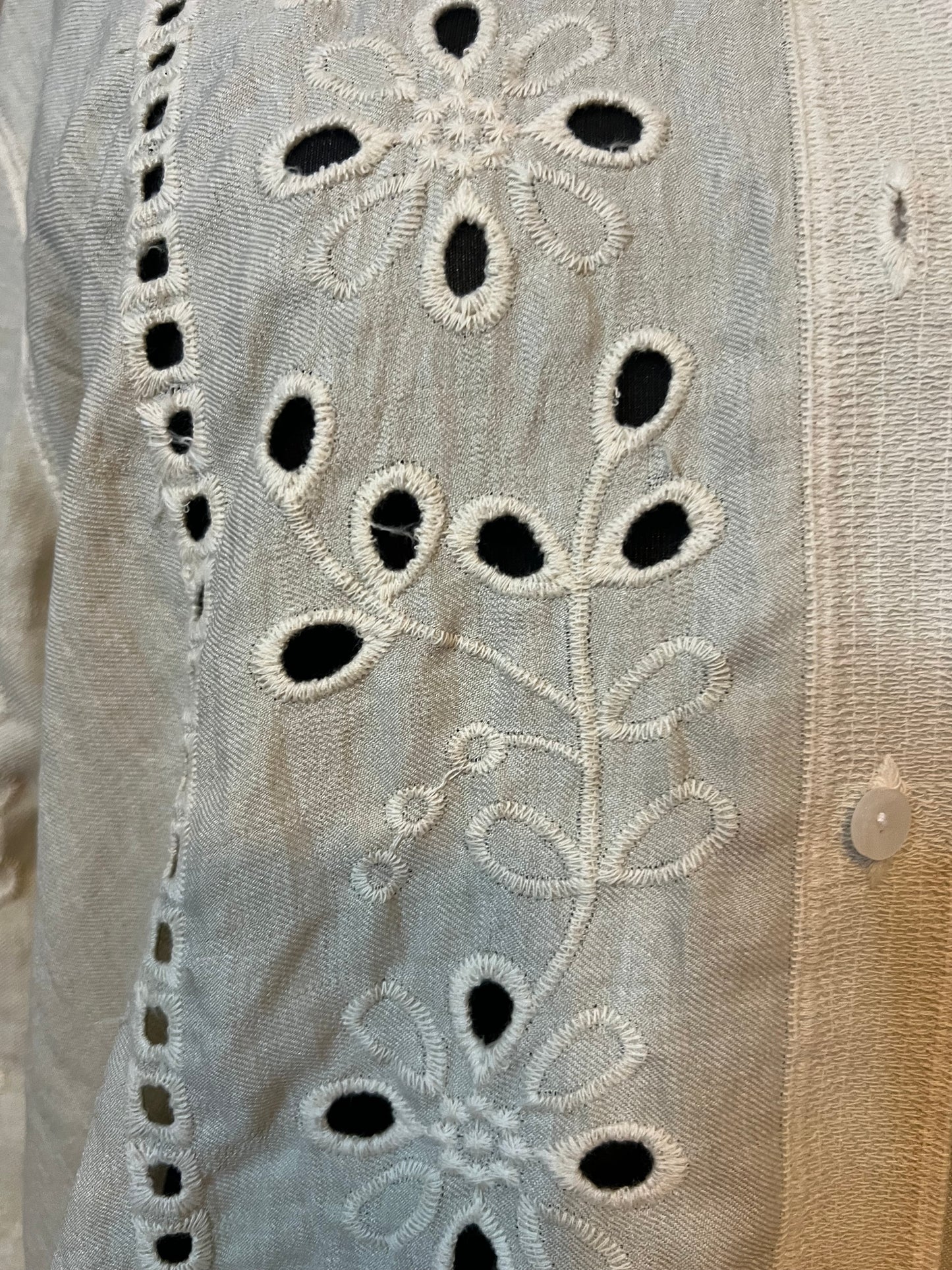 FLORAL SHACKET CREAM