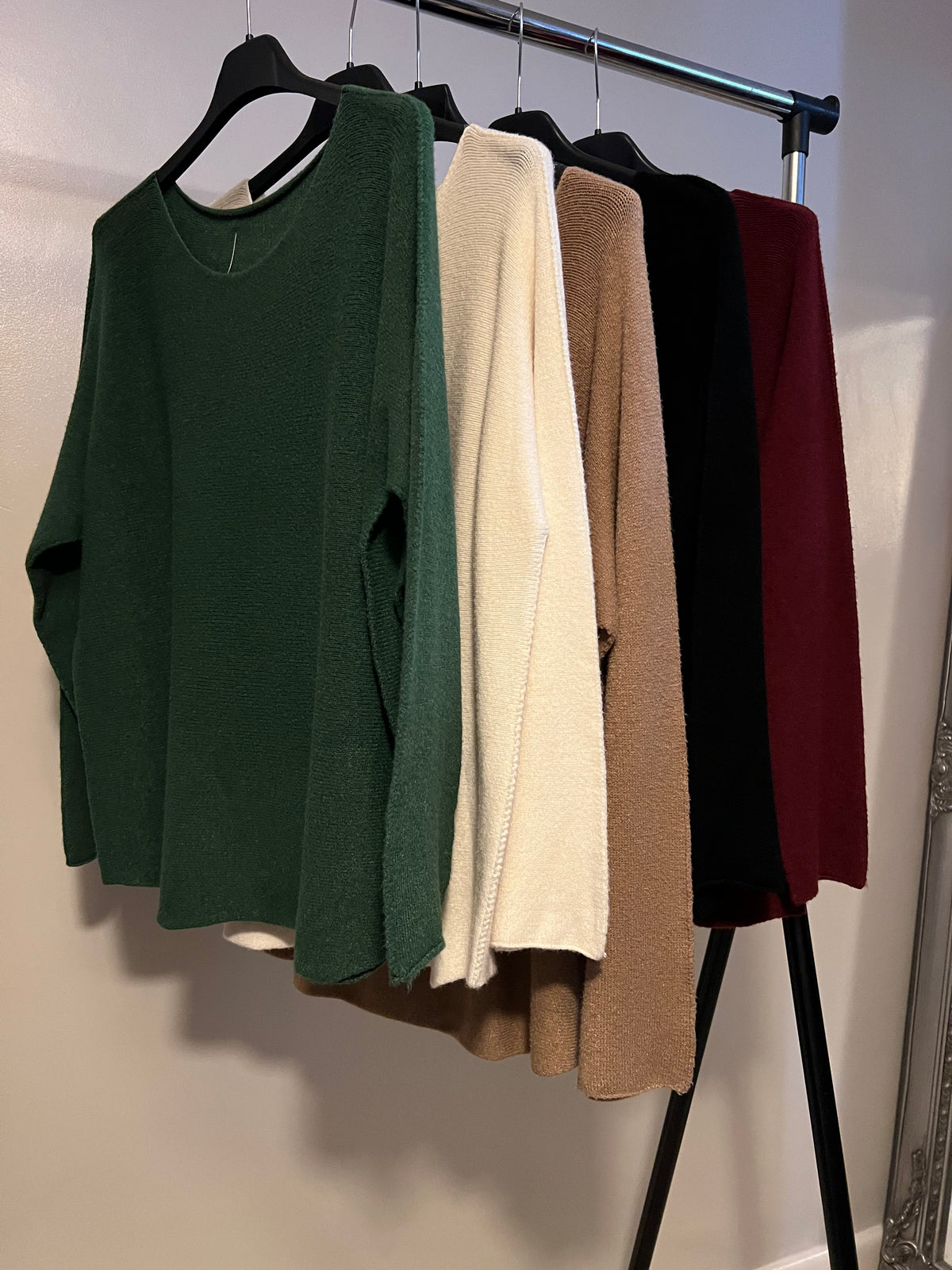 ROUND NECK SOFT JUMPER GREEN