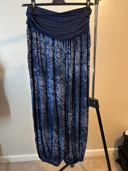 SUPER SOFT FLORAL HAREM PANTS NAVY