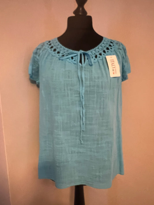 LACE SHORT SLEEVE COTTON TOP TURQUOISE