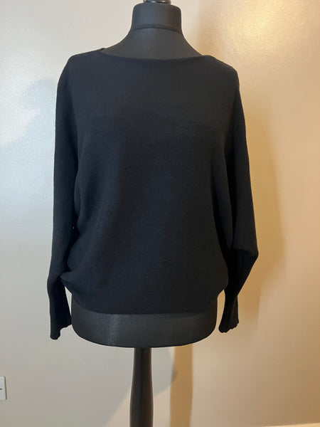 PEARL BACK BATWING KNIT BLACK