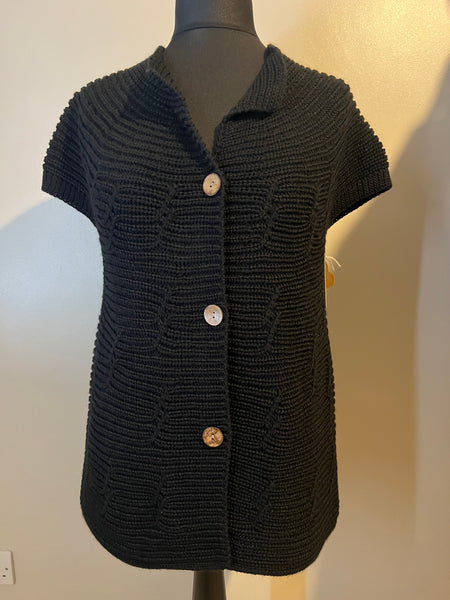 BUTTON SHORT SLEEVE TANK BLACK