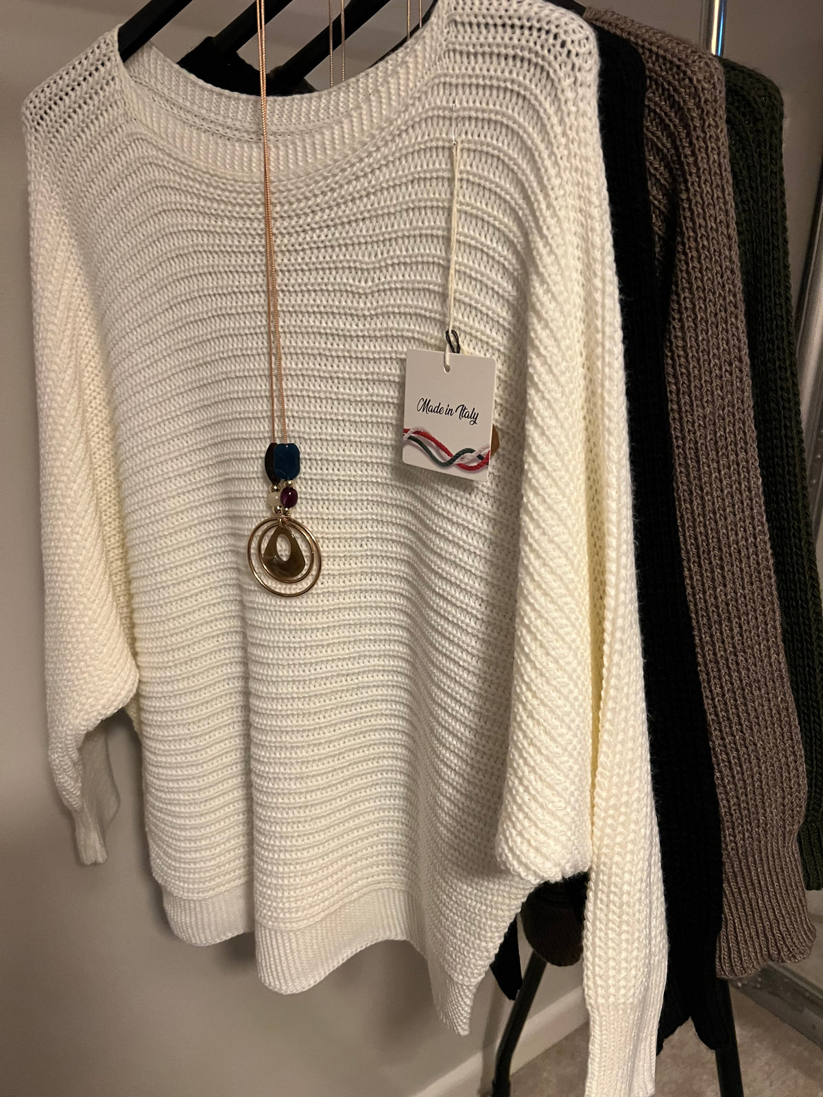 RIBBED BATWING KNIT BLACK/MOCHA/KHAKI/CREAM