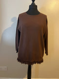 SOFT FRINGE HEM JUMPER CHOCOLATE
