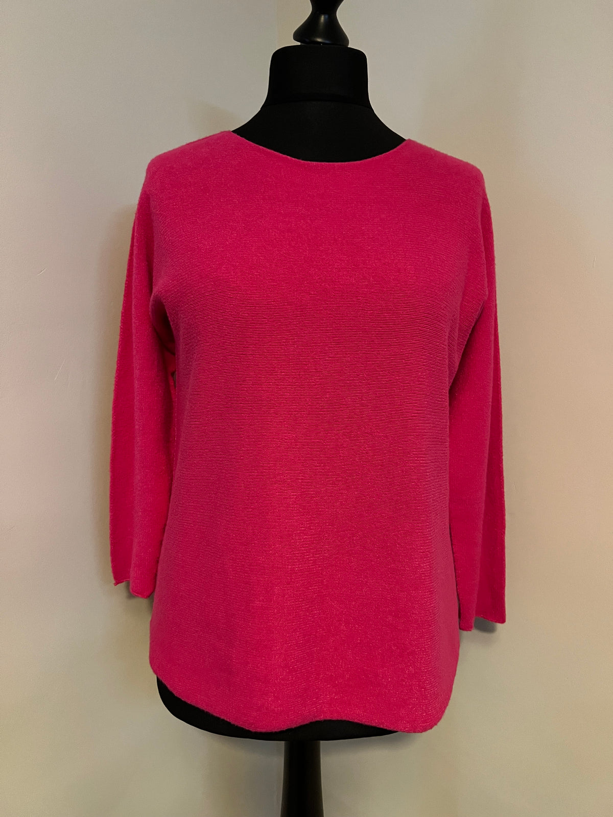 ROUND NECK SOFT JUMPER FUCHSIA