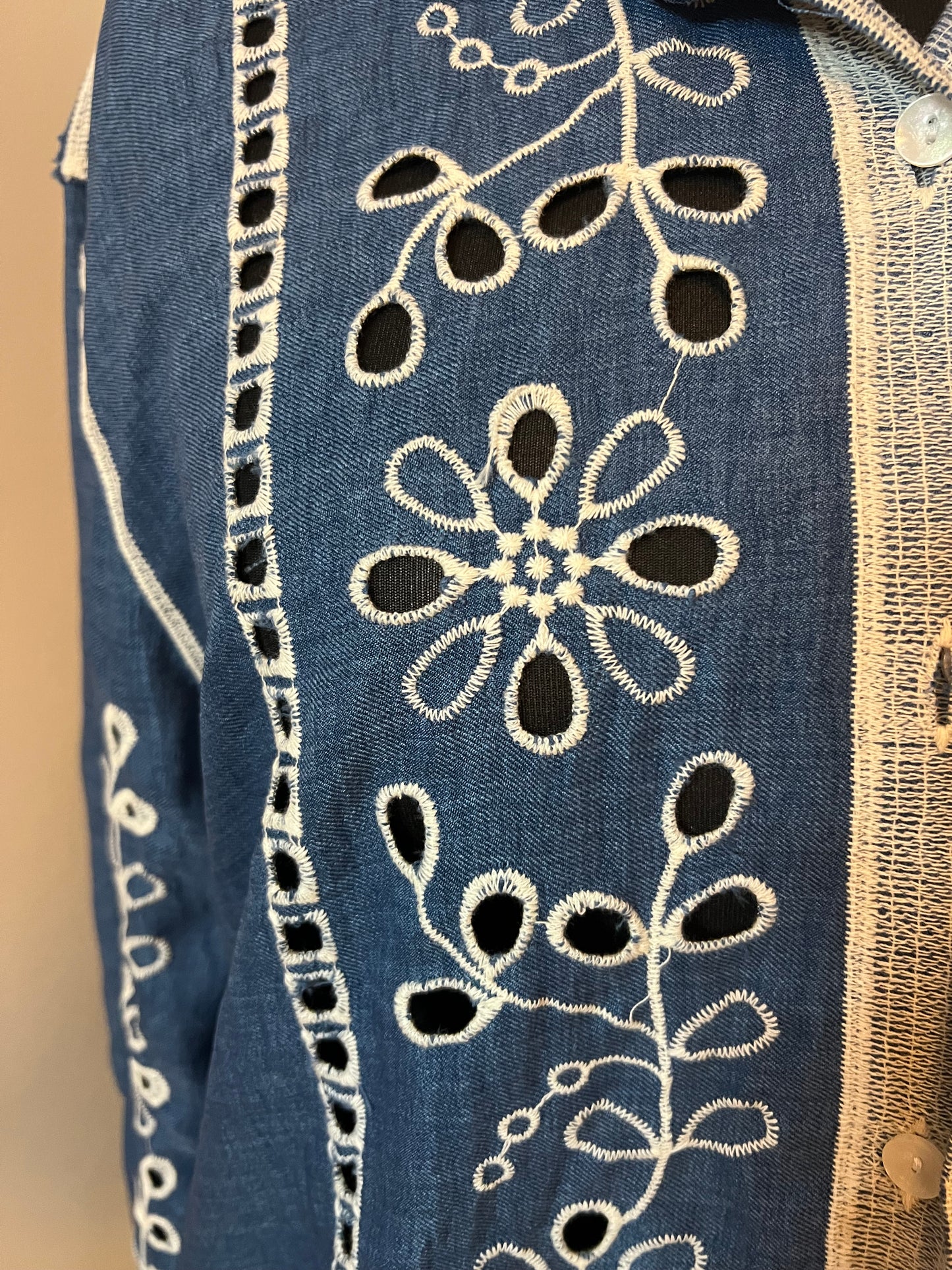 FLORAL SHACKET DENIM