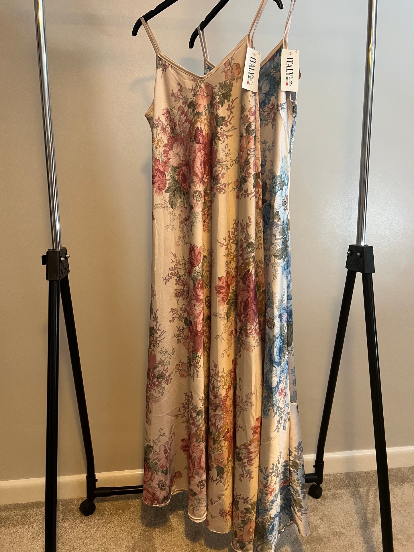 FLORAL PRINT CAMI SATIN DRESS PINK