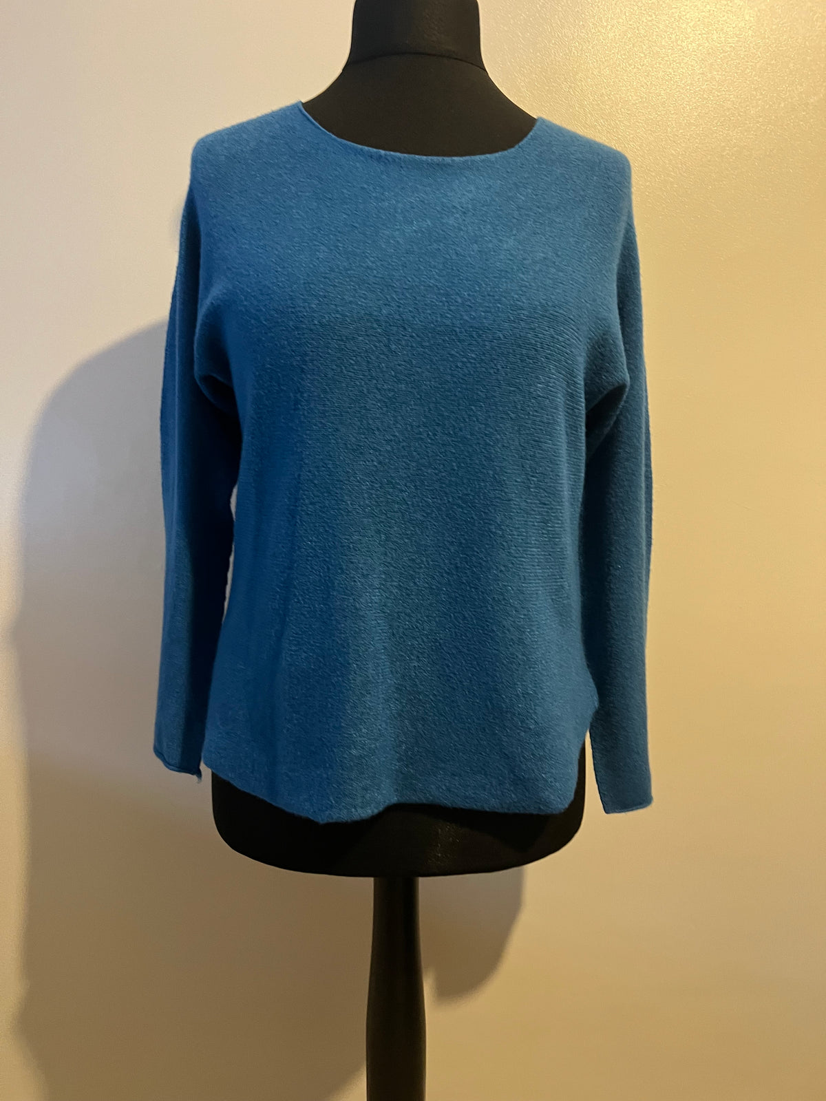 ROUND NECK SOFT JUMPER TEAL