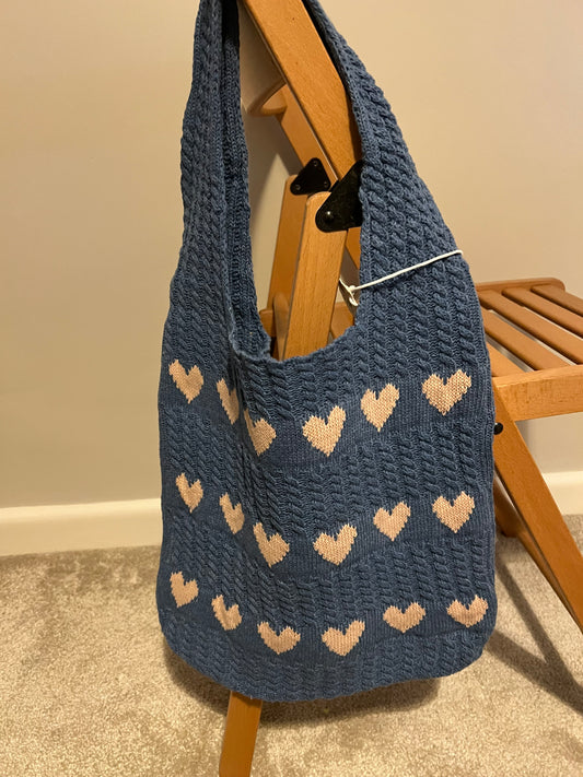 CROCHET TOTE BAG WITH HEARTS