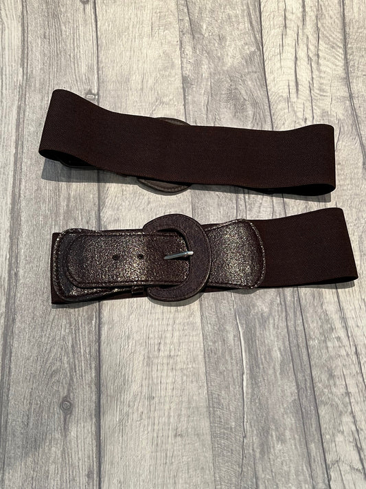 ELASTICATED FAUX LEATHER FRONT BELT